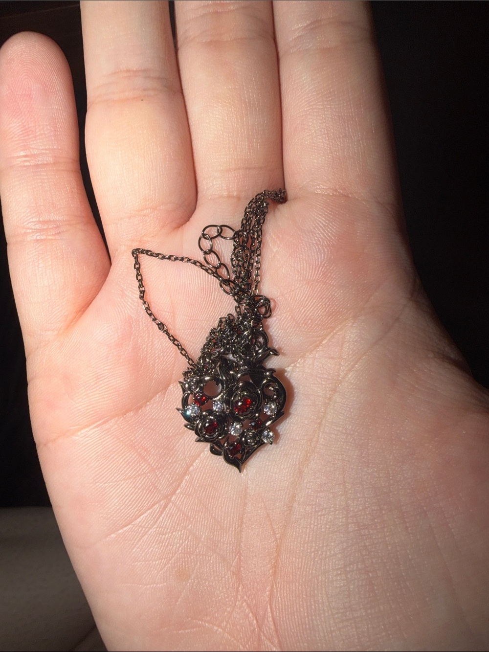 Delicate Antique-Style Red Crystal Pendant Necklace